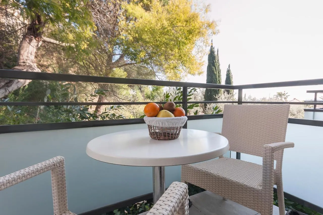 Hotel Baptistin Le Lavandou