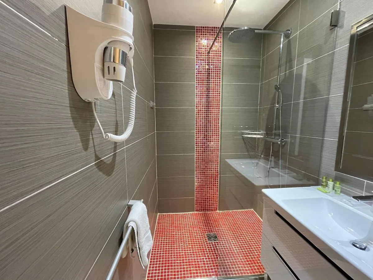 Hotel Baptistin Le Lavandou