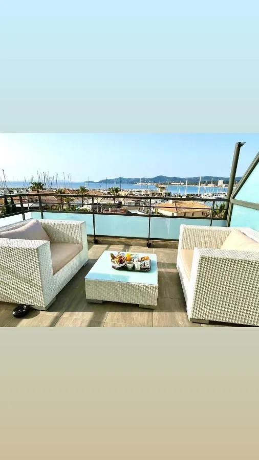 Hotel Baptistin Le Lavandou 3*,  France