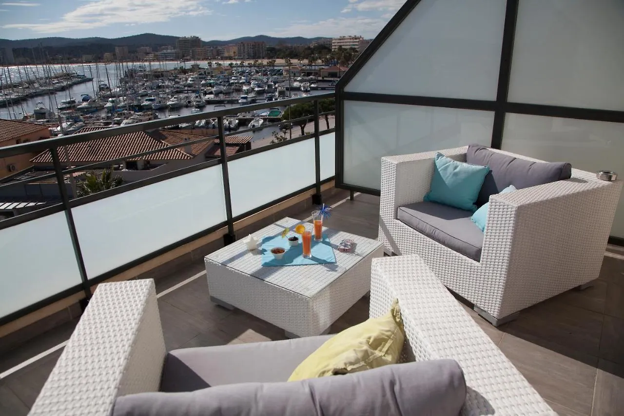 Hotel Baptistin Le Lavandou 3*,  France
